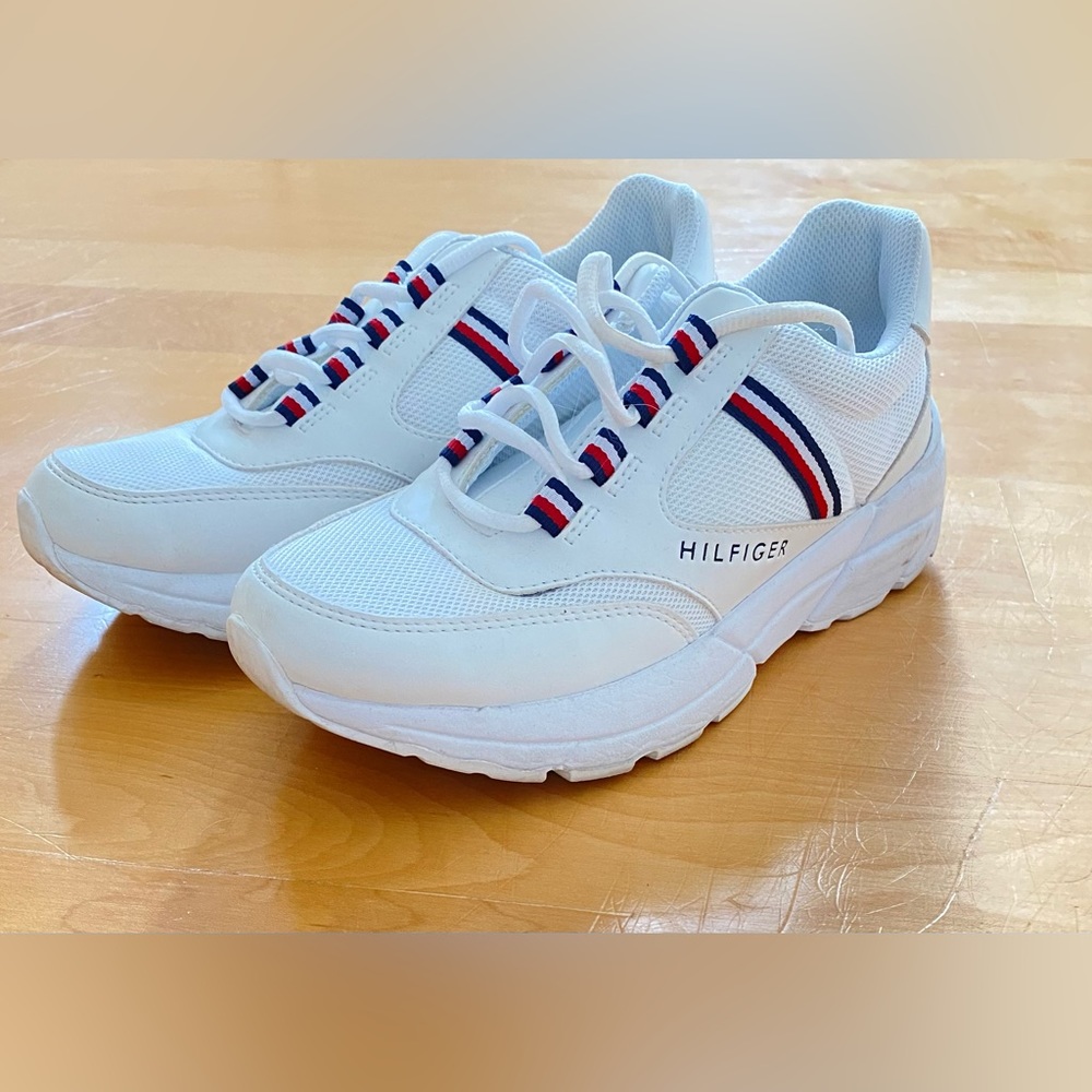 Tommy Hilfiger white sneakers